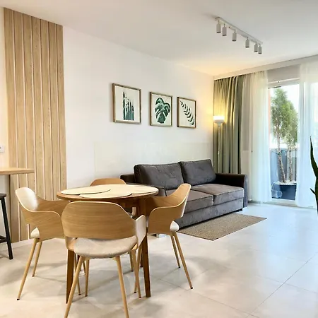 Apartment Chrzanow 아파트 츠르자노프